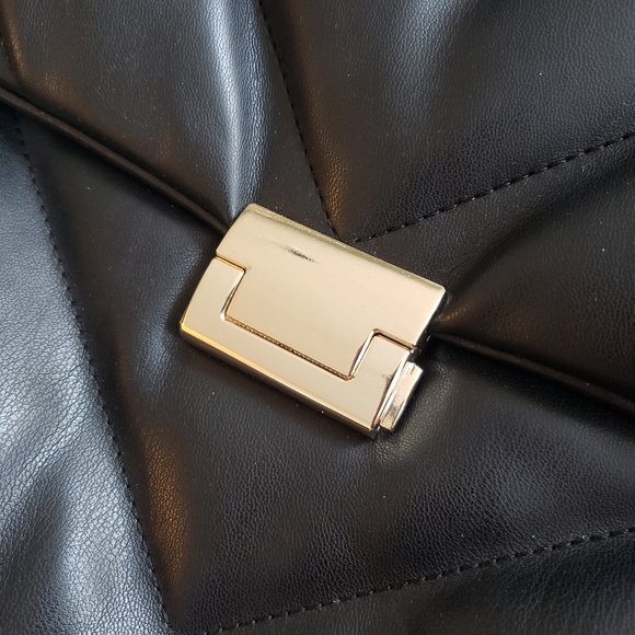 ZARA faux leather pillow chevron bag, black with gold hardware - Picture 3 of 7